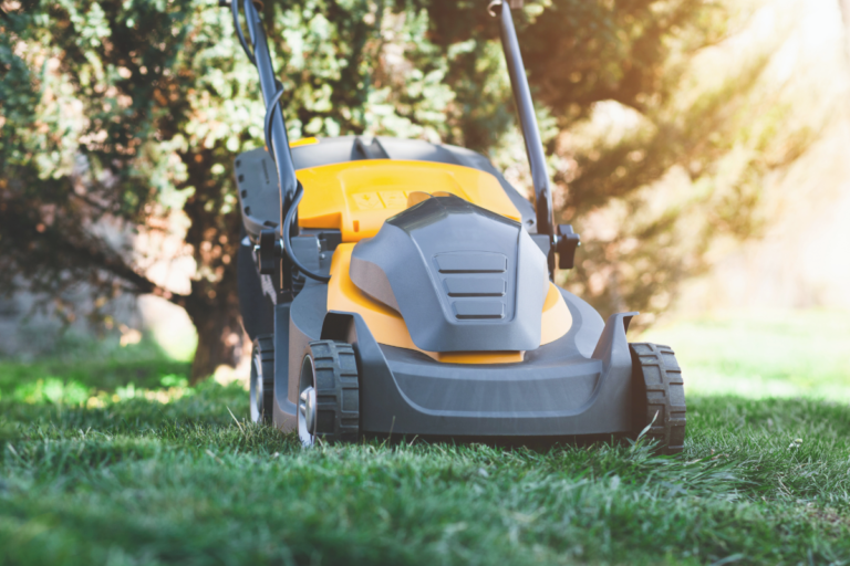 paras akkuruohonleikkuri